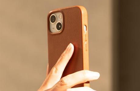 Чехол-накладка для iPhone 13 Pro - Native Union Clic Classic Magnetic Case - Tan (CCLAS-BRN-NP21MP)