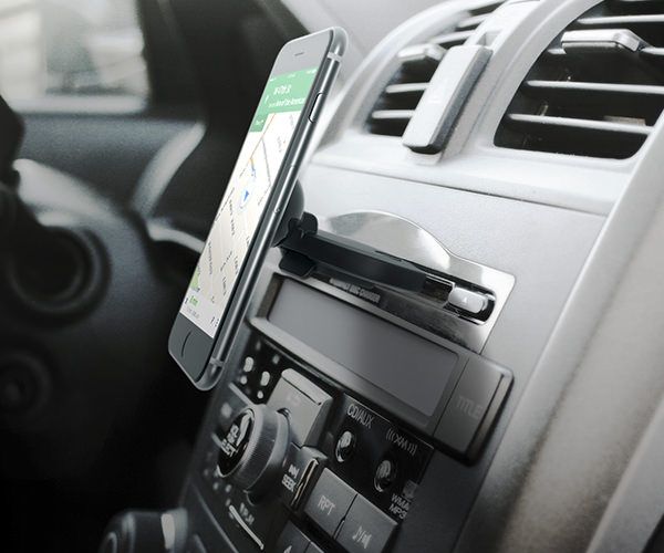 Автомобильный держатель iOttie iTap Car Mount Magnetic CD Slot Holder (HLCRIO152)