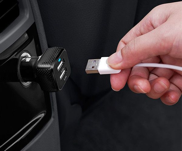 Автомобильное зарядное устройство LAUT Power Dash 12W (2.4A) - Black (LAUT_PD02_BK)