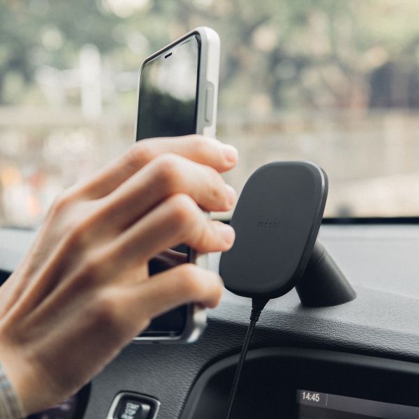 Автомобильный держатель Moshi SnapTo Car Mount with Wireless Charging Black (99MO122002)