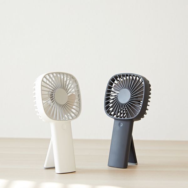 Вентилятор POUT HANDS 6 Portable Mini Fan - Cotton White (POUT-02101CW)