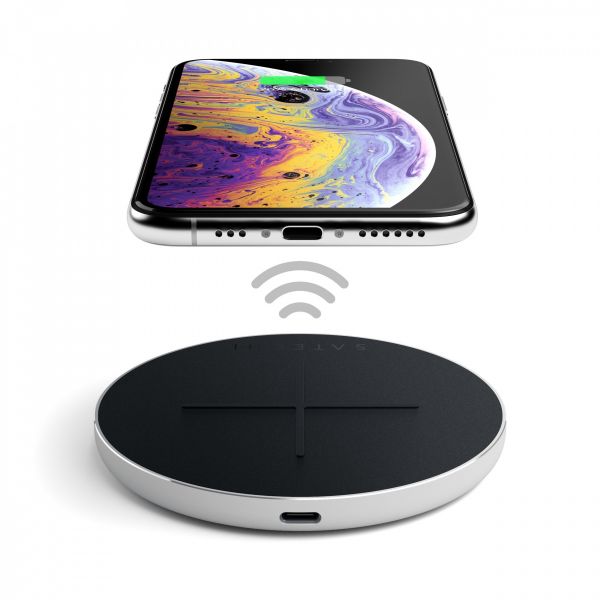 Беспроводное зарядное устройство Satechi Aluminum Fast Wireless Charger Silver (ST-IWCBS)